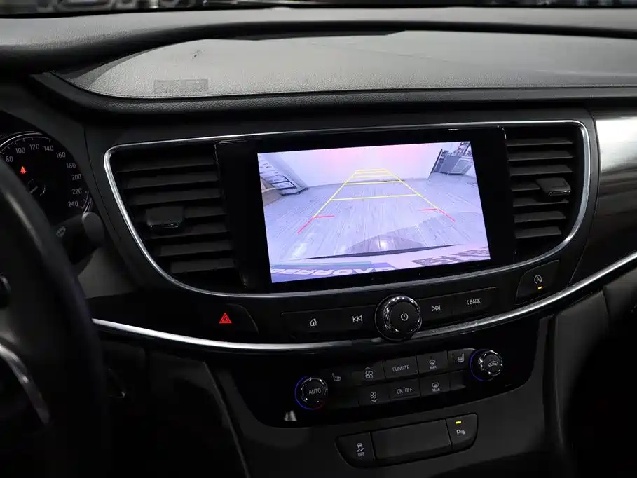 BUICK LACROSSE 2022