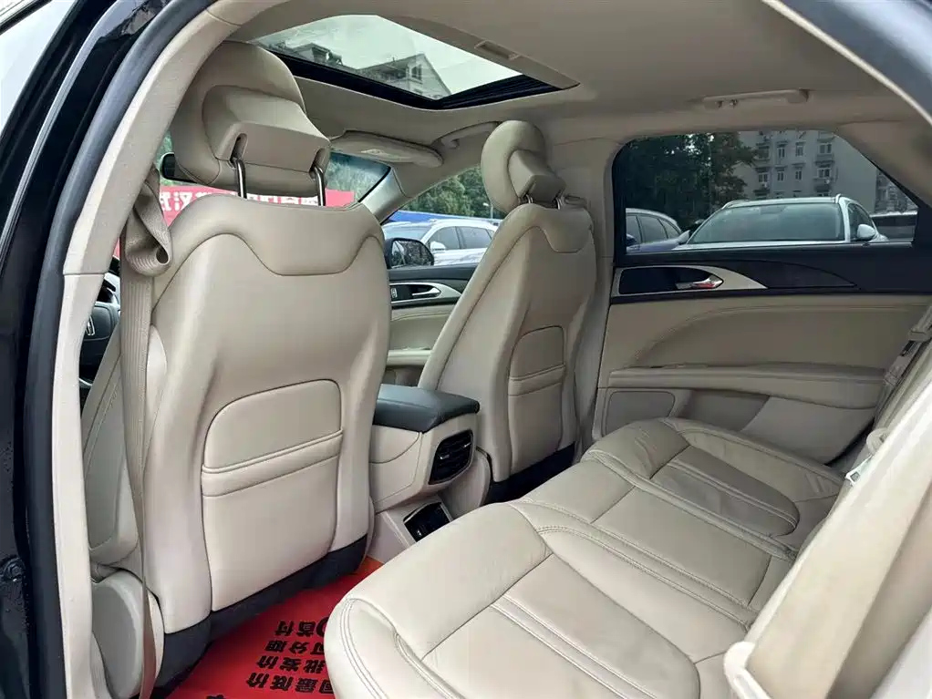 LINCOLN MKZ 2018