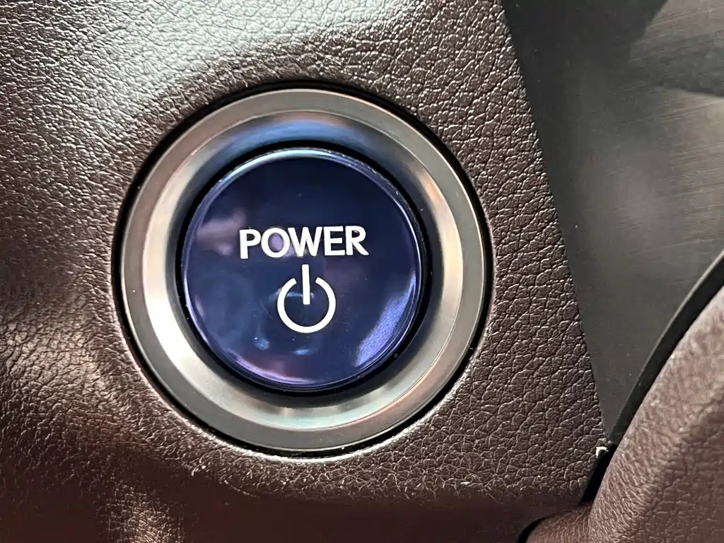LEXUS ES 2019