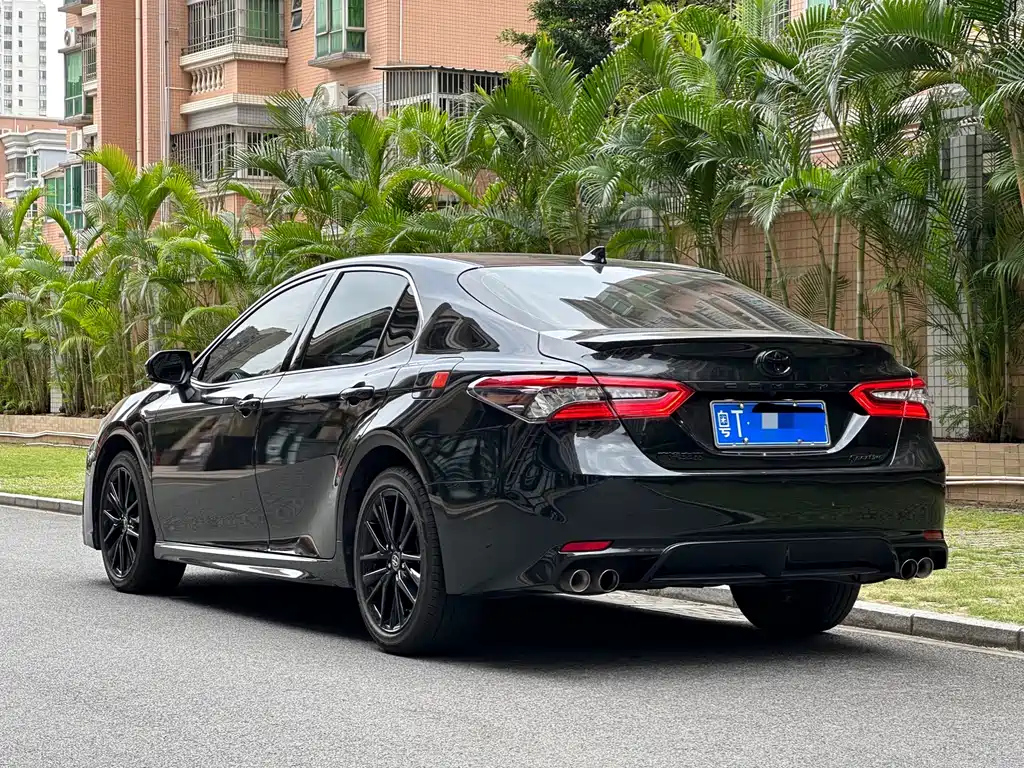 TOYOTA CAMRY 2023