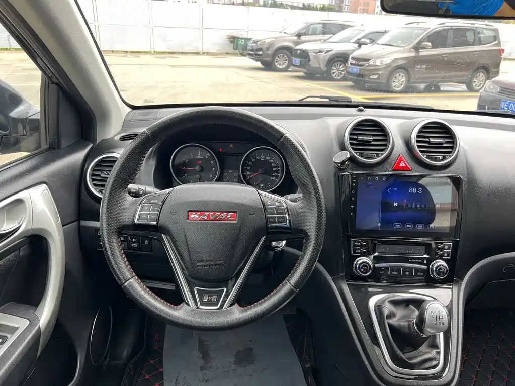 HAVAL H6 2015