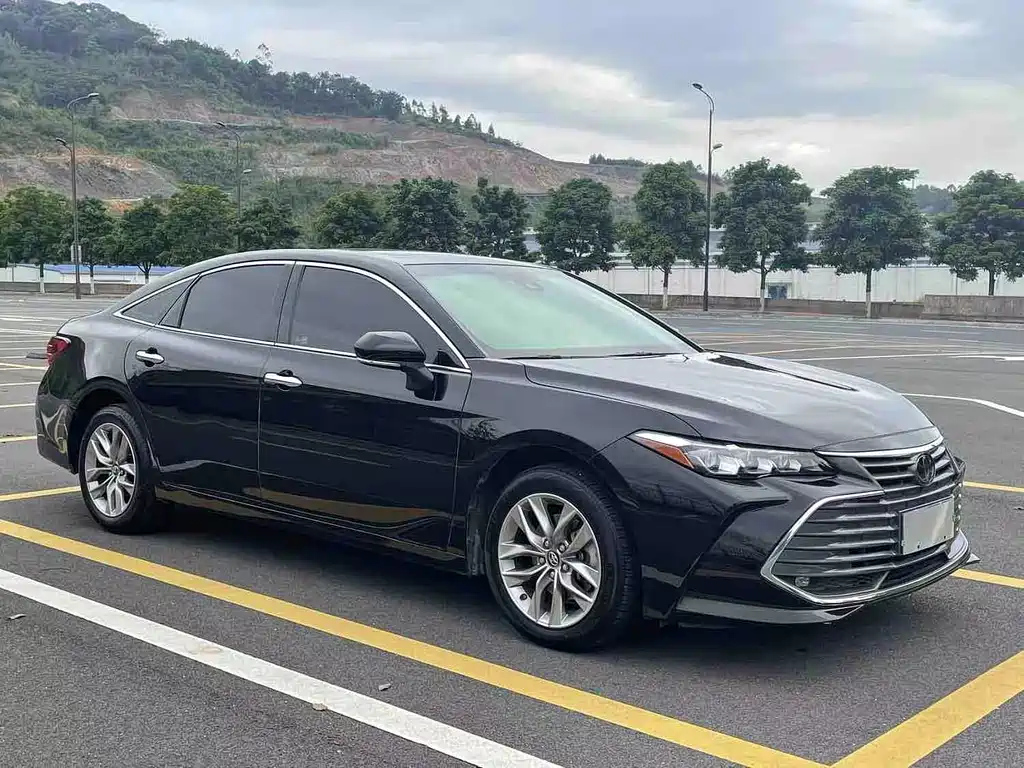 TOYOTA AVALON 2020