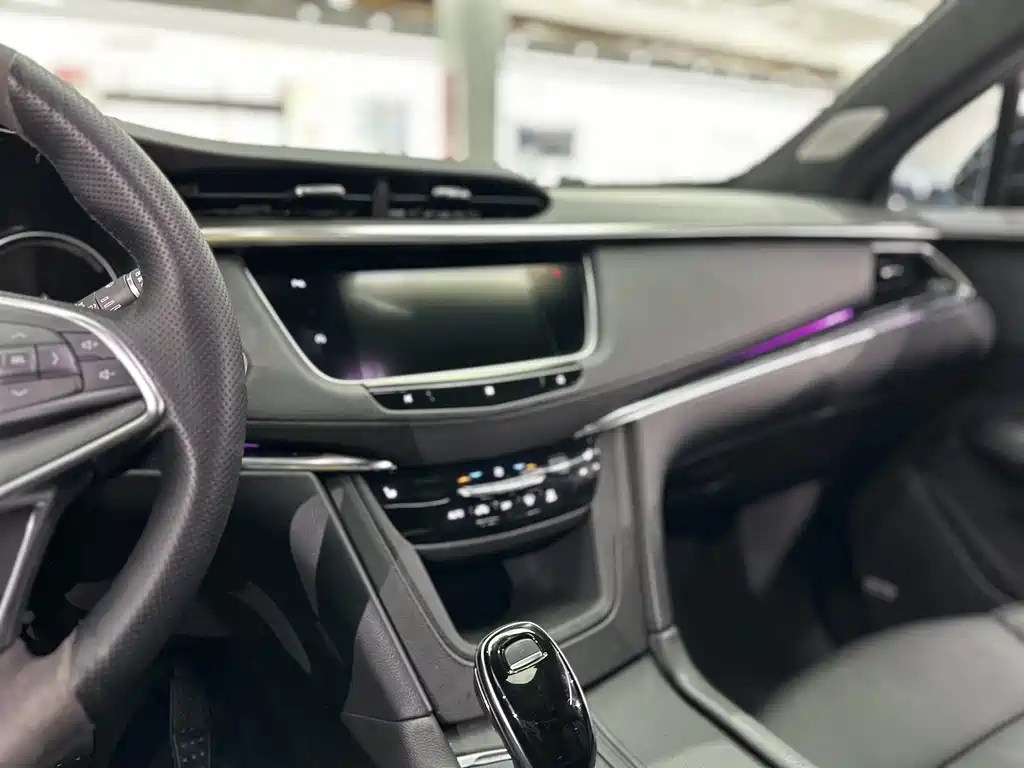 CADILLAC XT5 2020