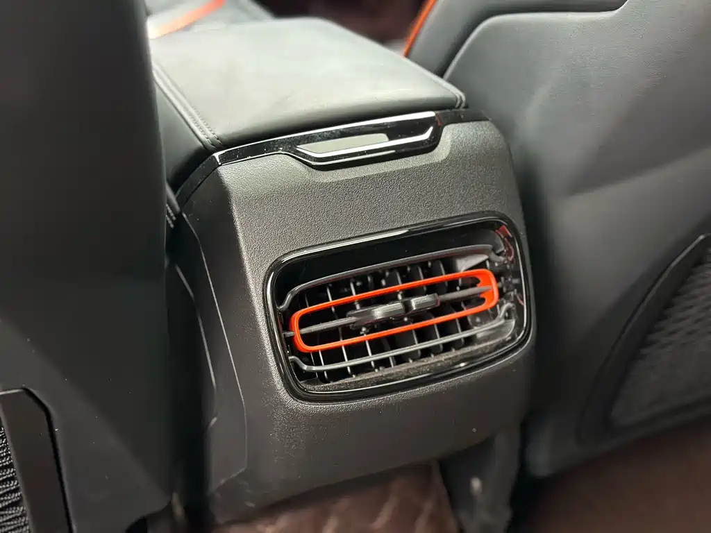 LYNK&CO 02 HATCHBACK 2021