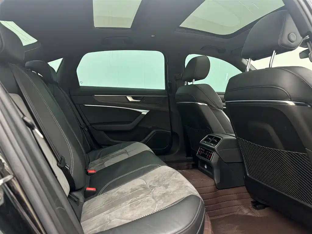 AUDI A6L 2021