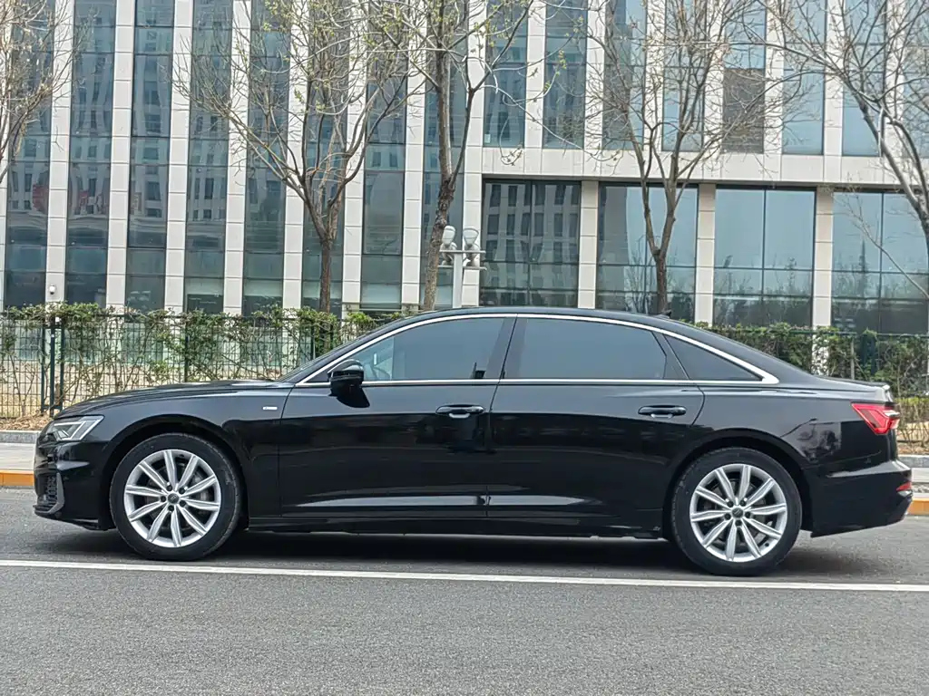 AUDI A6L 2021