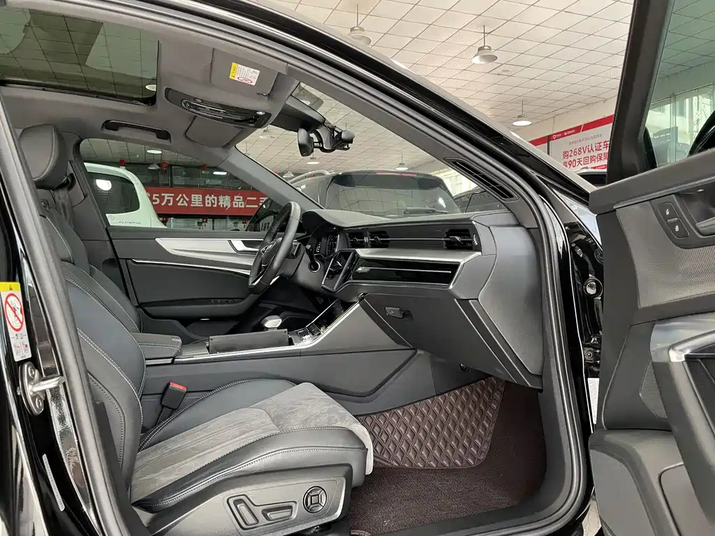 AUDI A6L 2022