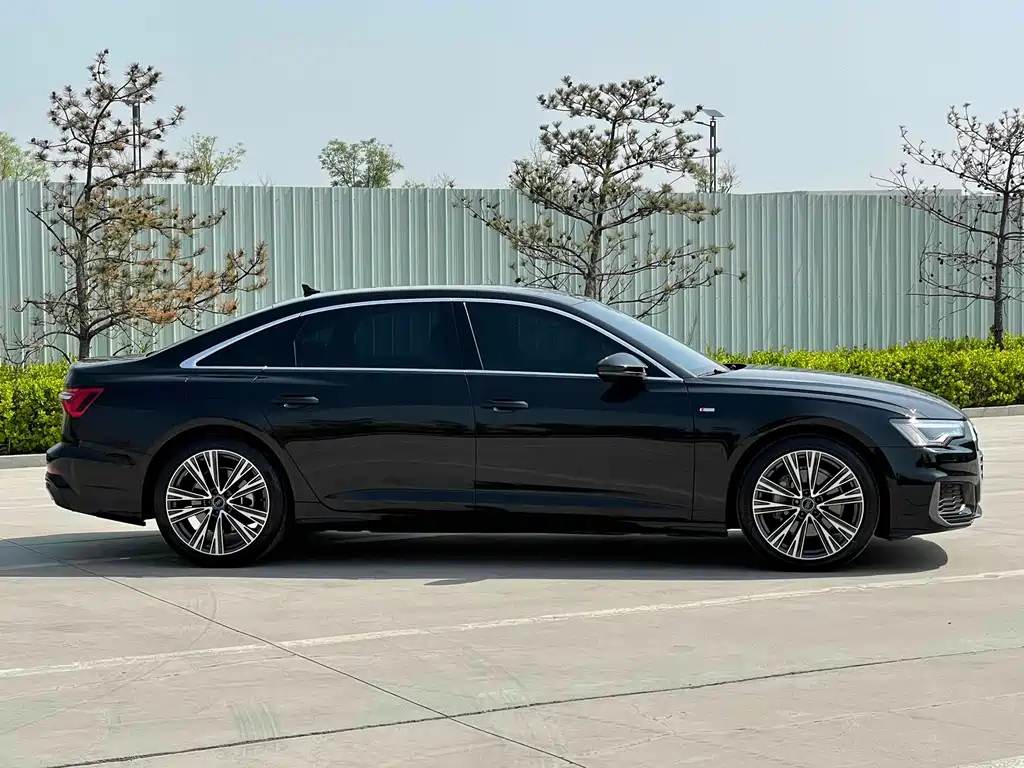 AUDI A6L 2021