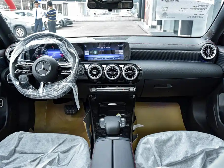 MERCEDES BENZ A-CLASS 2024
