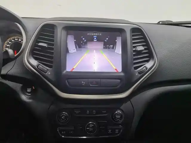 JEEP CHEROKEE 2018