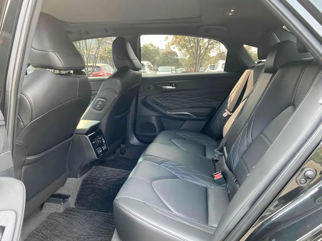 TOYOTA AVALON 2023