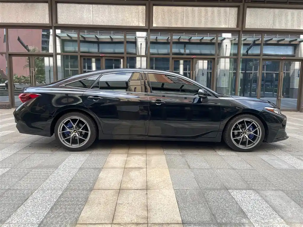 TOYOTA AVALON 2022