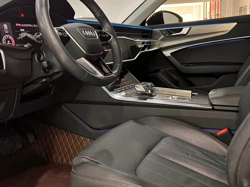 AUDI A6L 2020