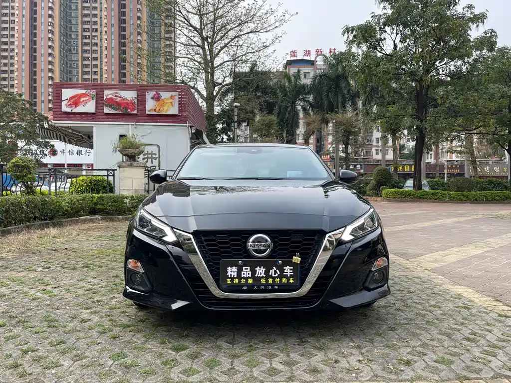 NISSAN TEANA 2022