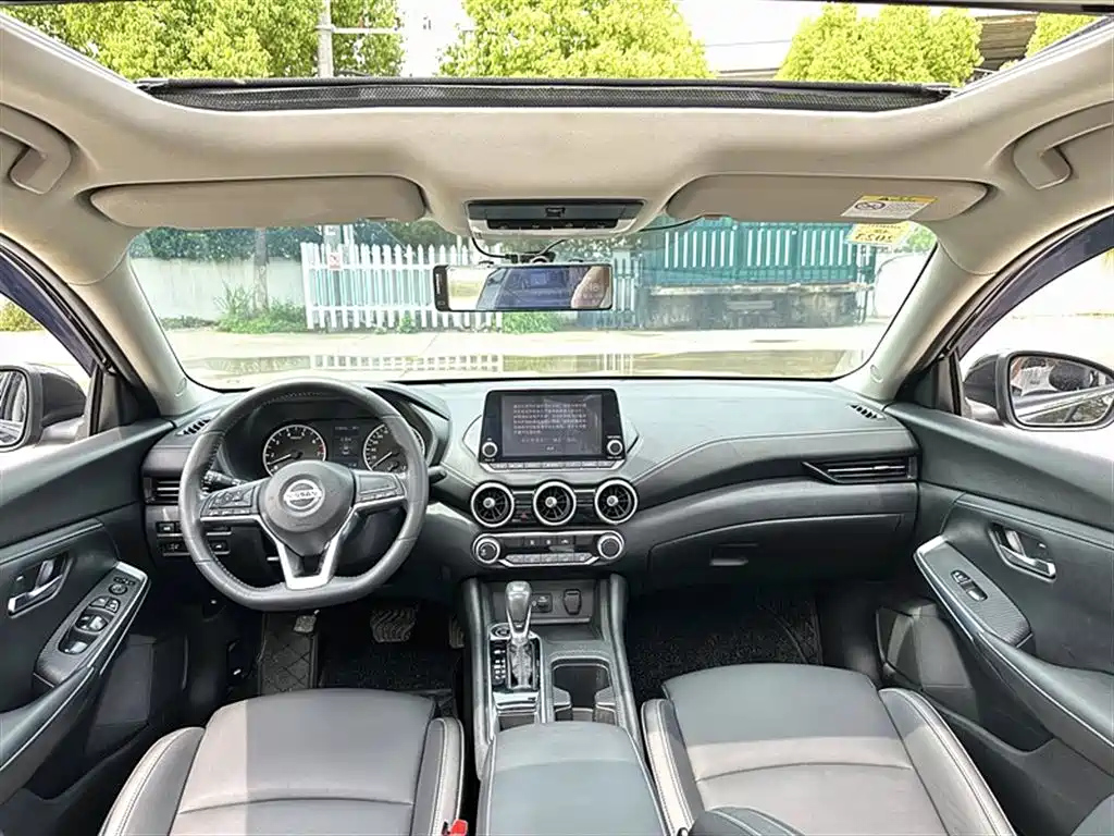 NISSAN SYLPHY 2020