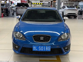 Заказать SEAT LEON