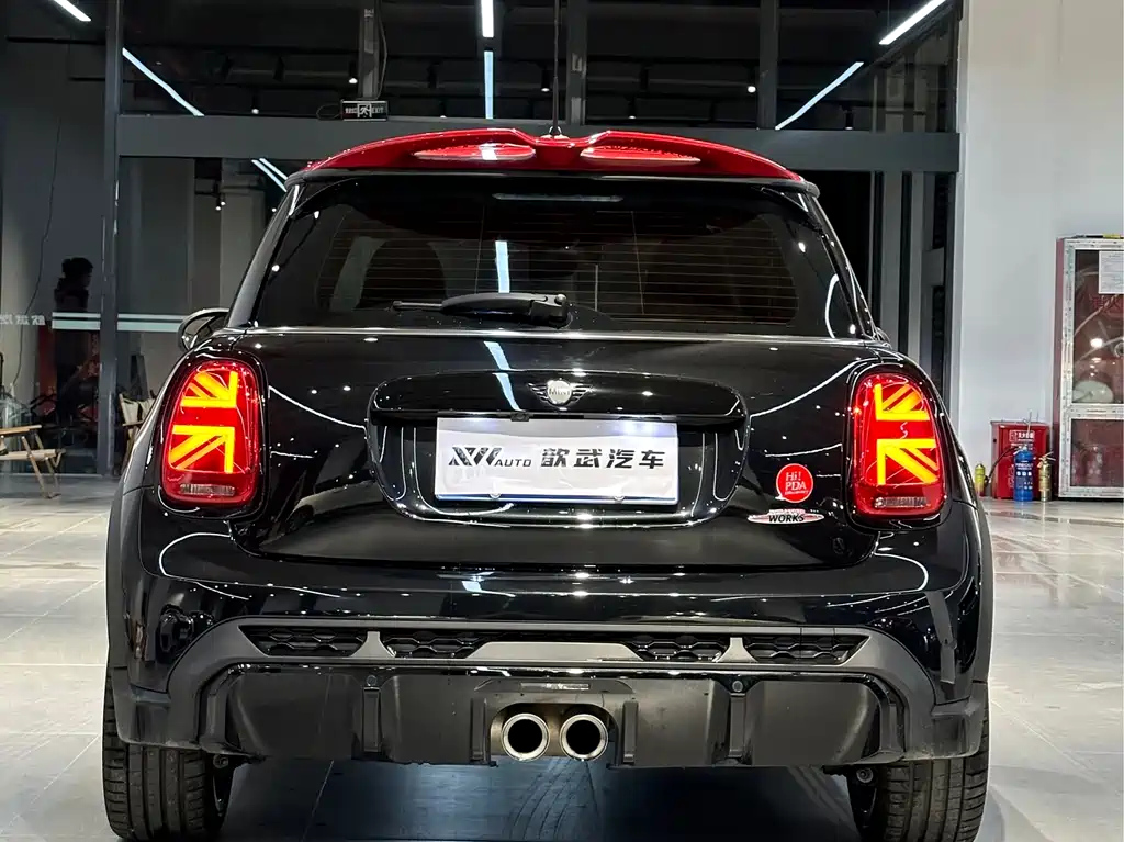 MINI JCW 2023