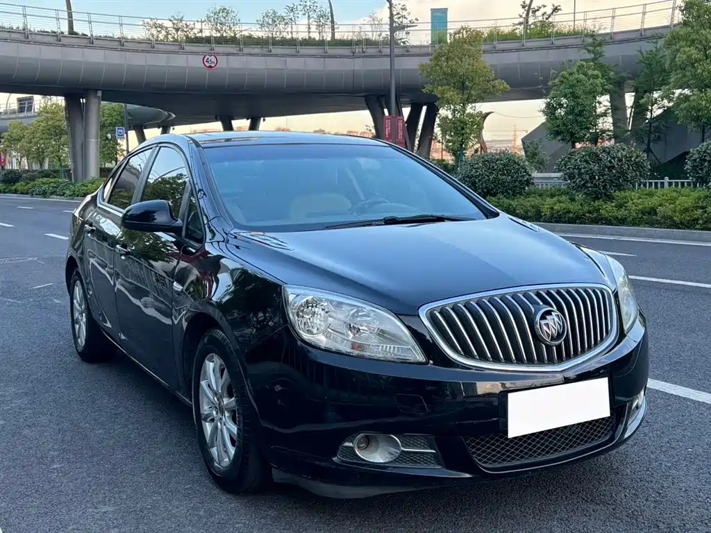 BUICK EXCELLE 2011