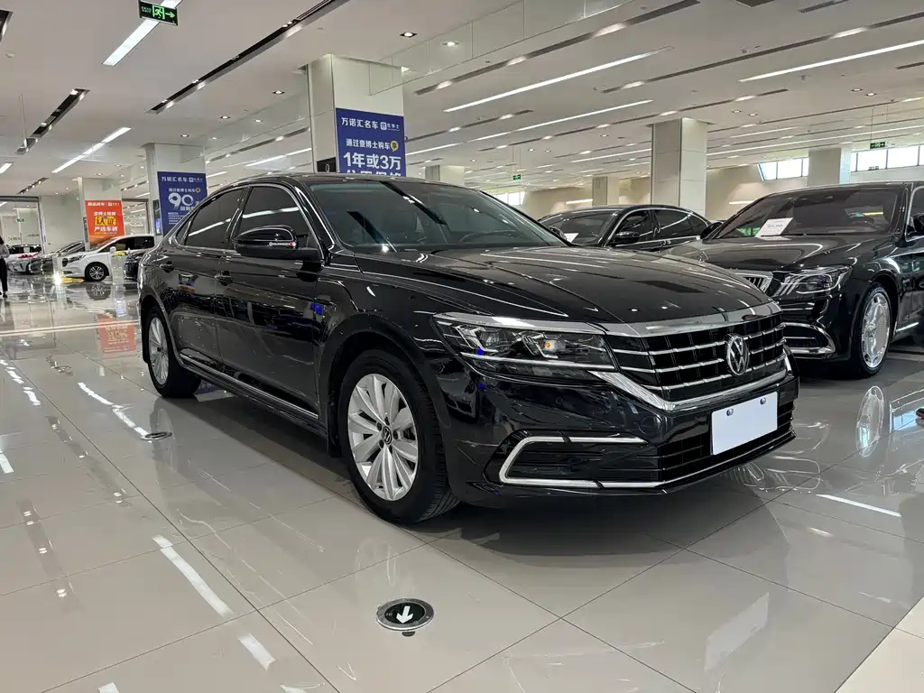 VOLKSWAGEN PASSAT 2021