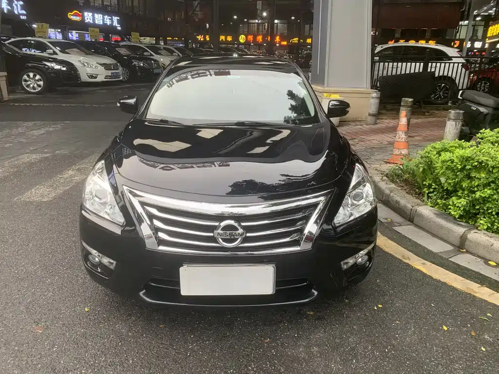 NISSAN TEANA 2016