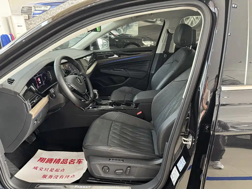 VOLKSWAGEN PASSAT 2021