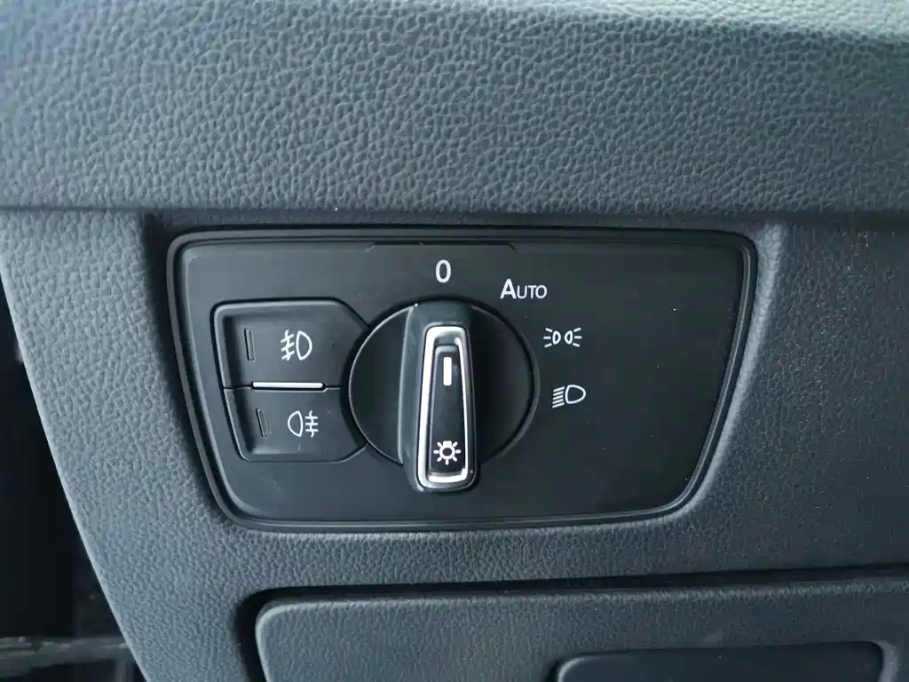 VOLKSWAGEN MAGOTAN 2020