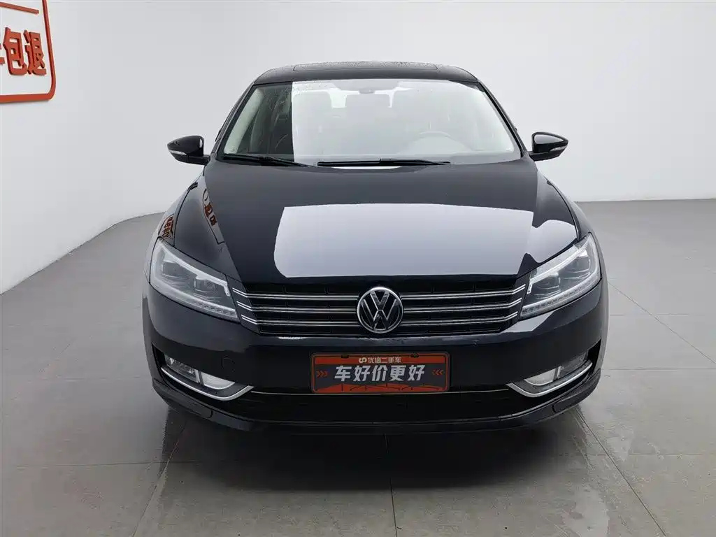 VOLKSWAGEN PASSAT 2015