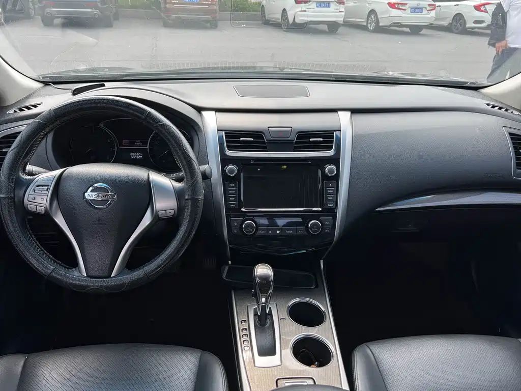 NISSAN TEANA 2014