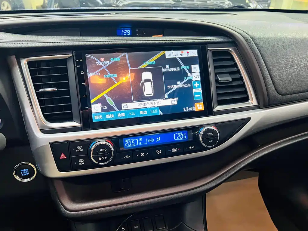TOYOTA HIGHLANDER 2016
