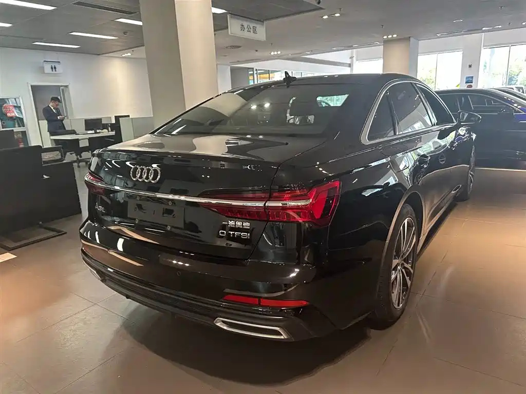 AUDI A6L 2022