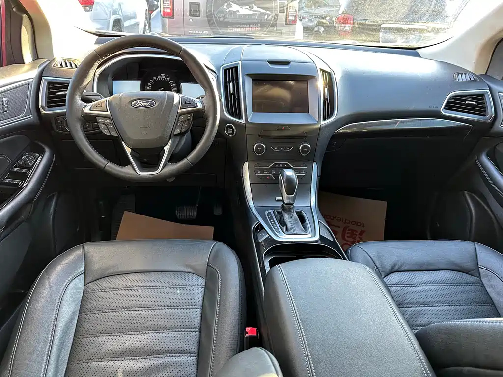 FORD EDGE 2019