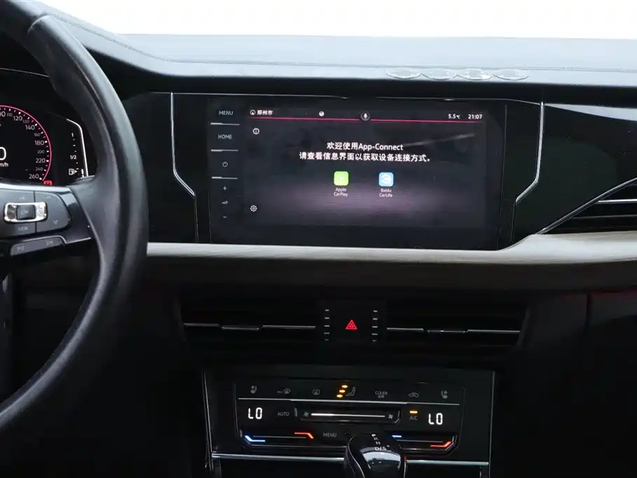VOLKSWAGEN PASSAT 2021