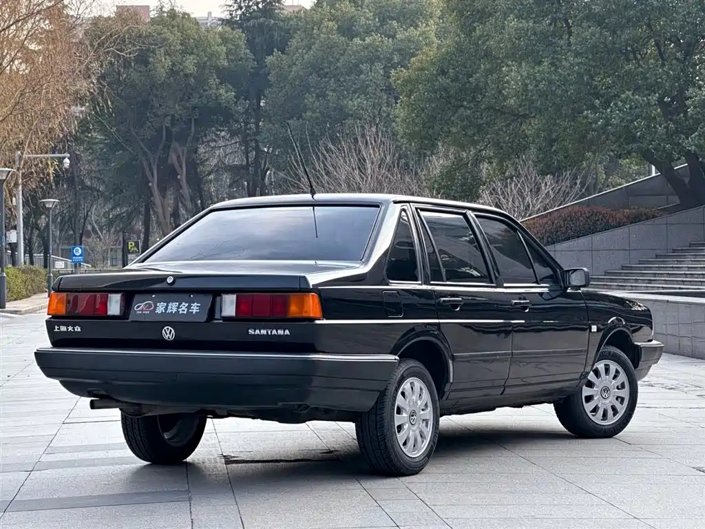 VOLKSWAGEN SANTANA CLASSIC 2010