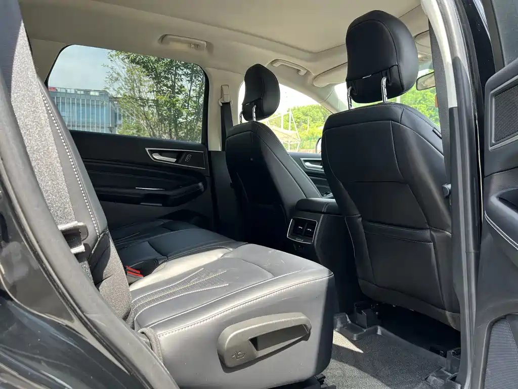 FORD EDGE 2022