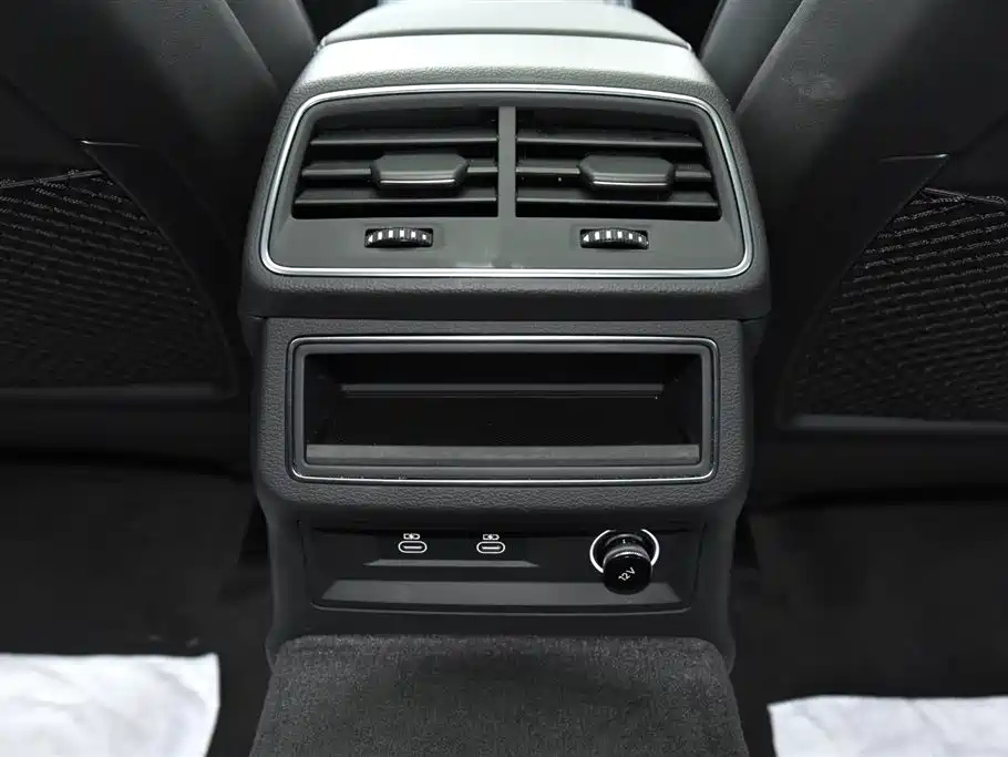 AUDI A6L 2023