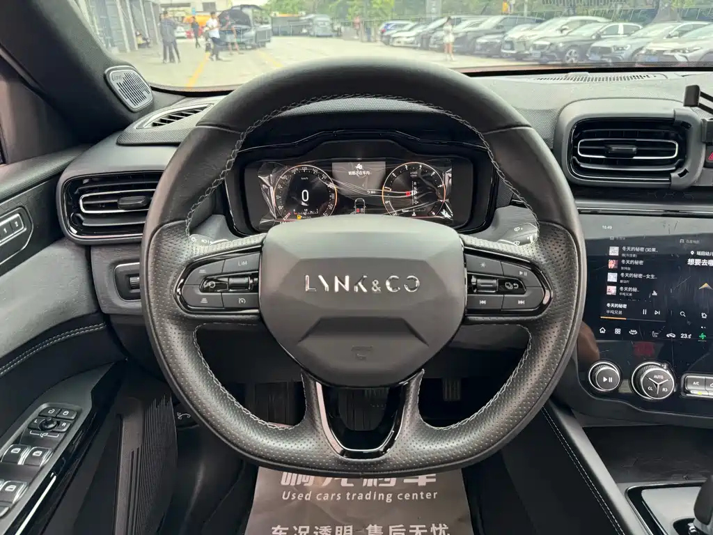 LYNK&CO 03 2021