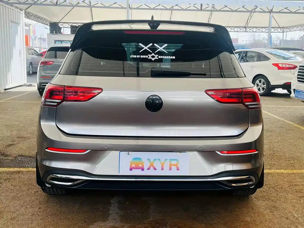 VOLKSWAGEN GOLF 2022