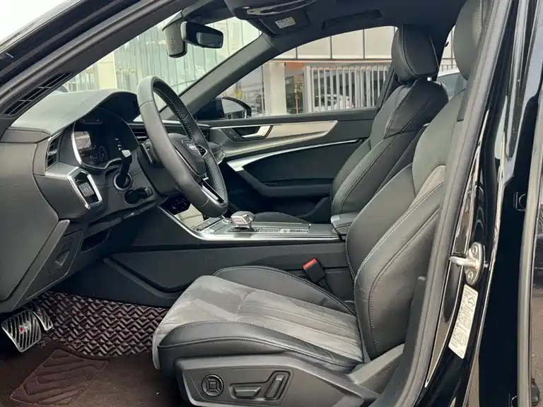AUDI A6L 2020