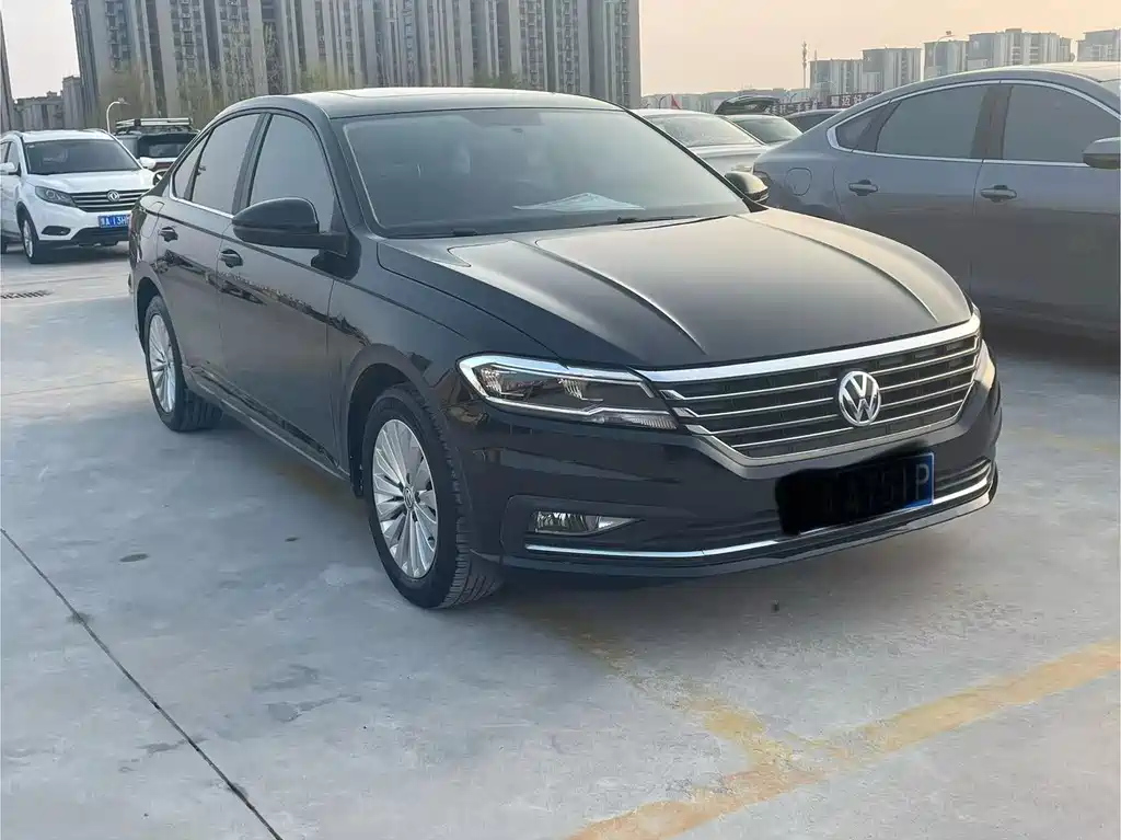 VOLKSWAGEN LAVIDA 2018