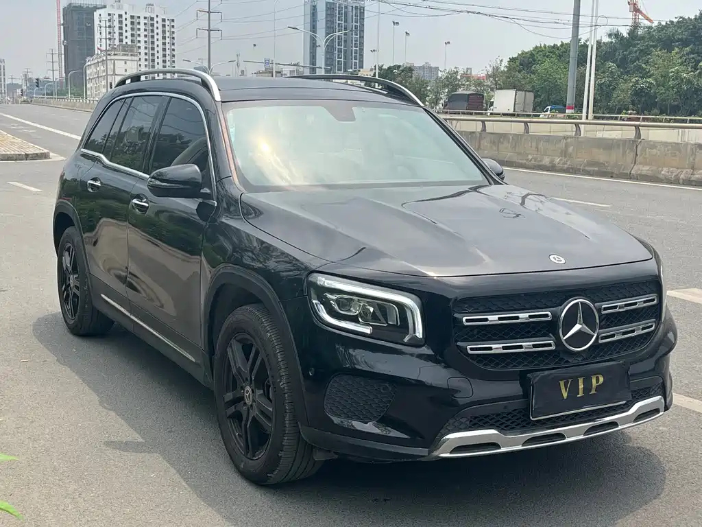 MERCEDES BENZ GLB 2022