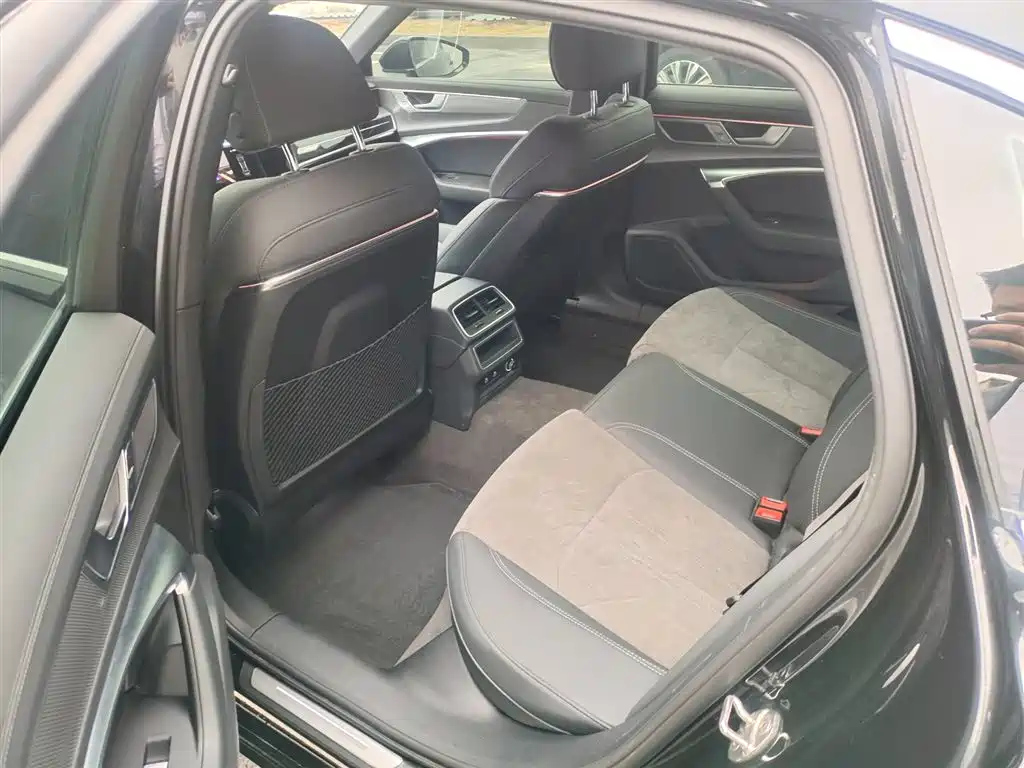 AUDI A6L 2023