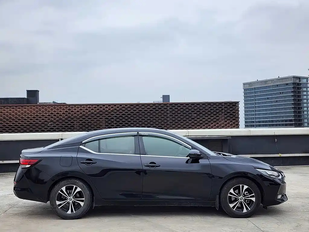 NISSAN SYLPHY 2021