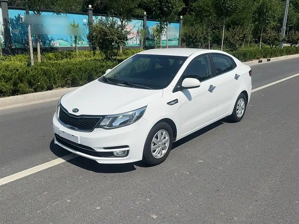 KIA K2 2015