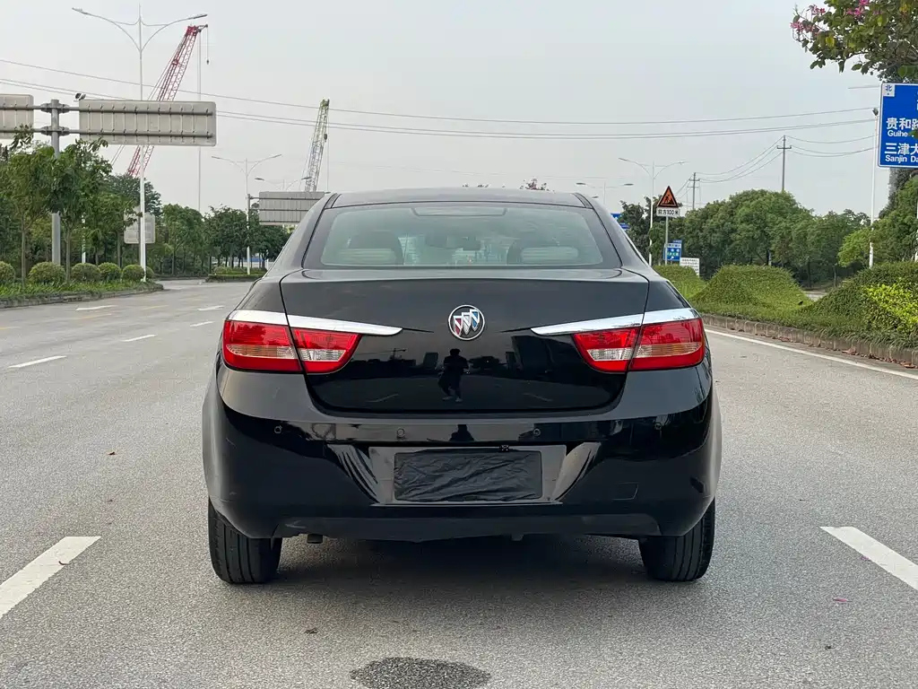 BUICK EXCELLE 2013