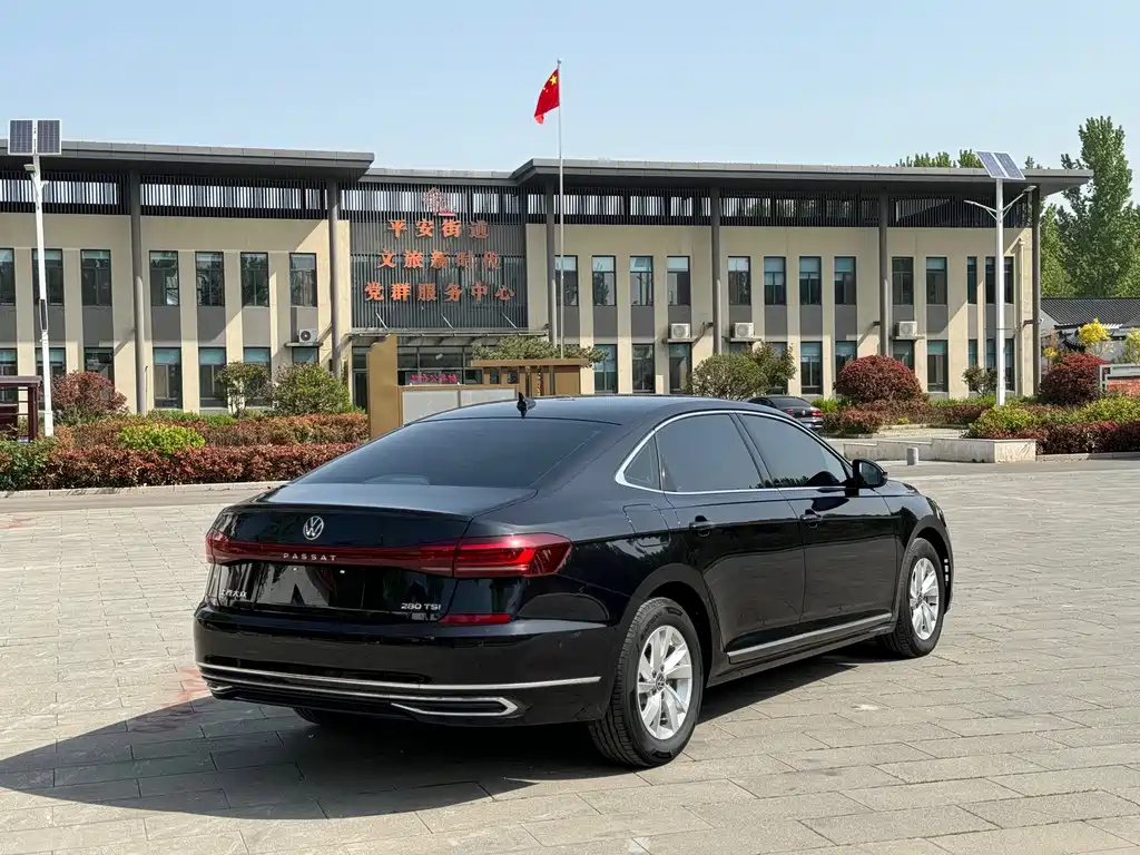 VOLKSWAGEN PASSAT 2022