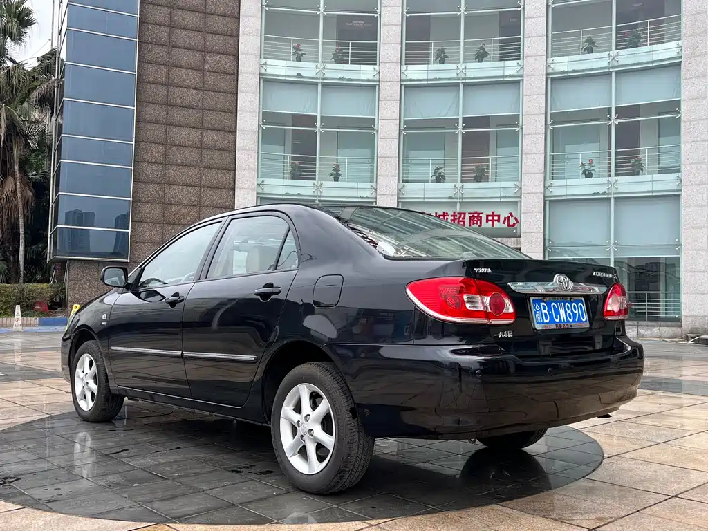 TOYOTA COROLLA 2012