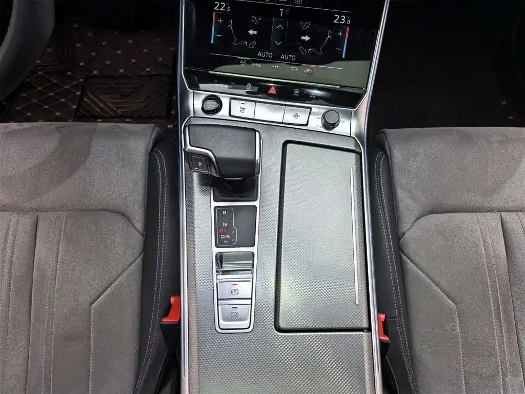 AUDI A6L 2024