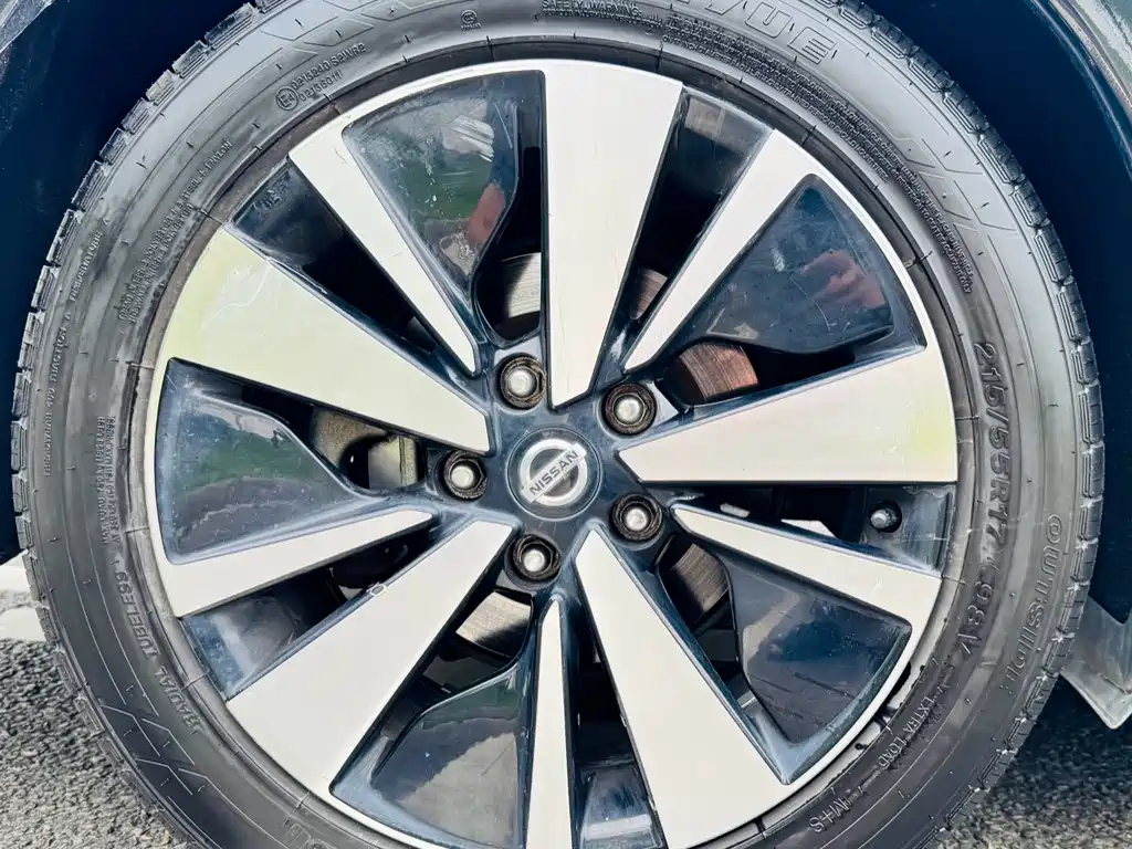 NISSAN TEANA 2020