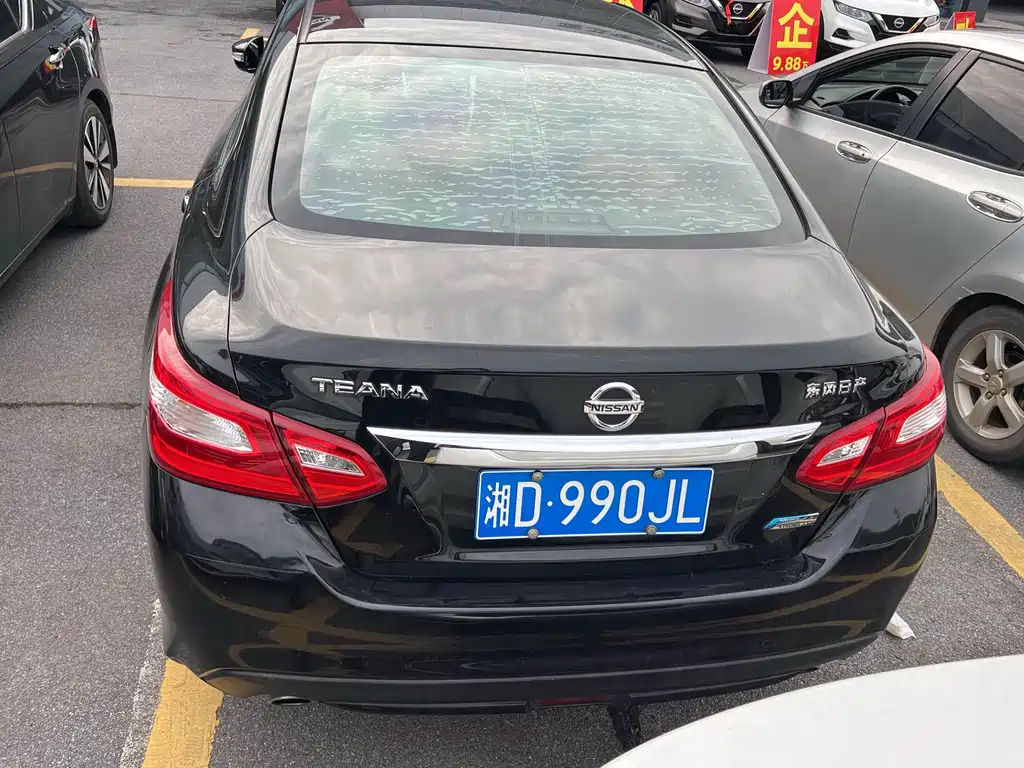NISSAN TEANA 2017