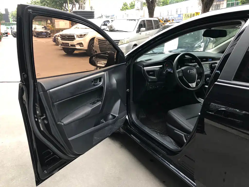 TOYOTA RALINK 2017